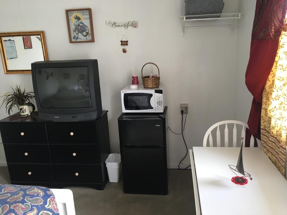 Midway Motel Caliente Zewnętrze zdjęcie